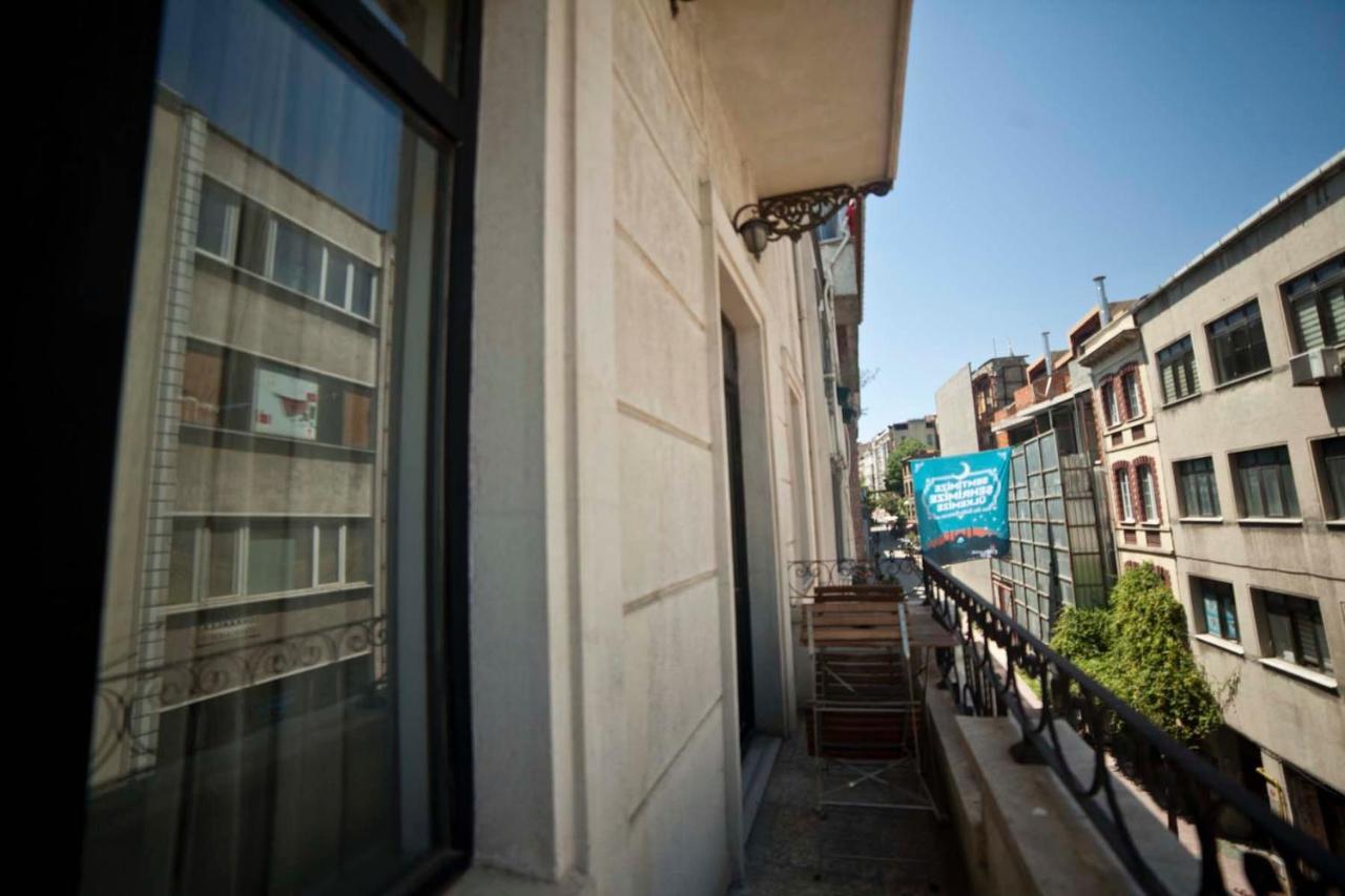 Apart Otel Galata Cicek İstanbul
