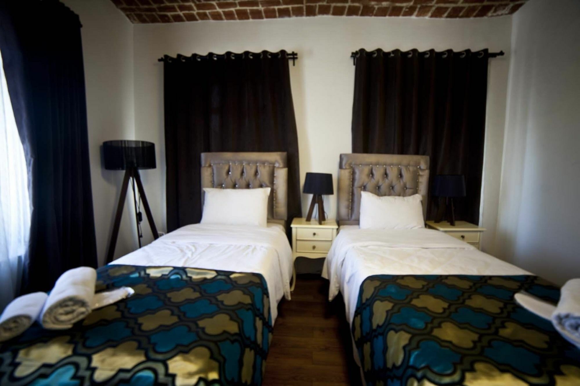 Apart Otel Galata Cicek *
