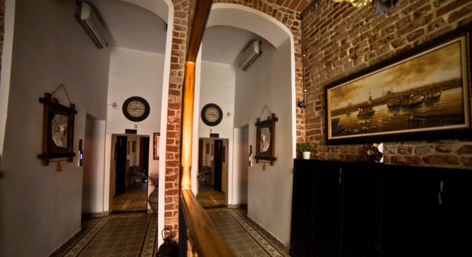 Galata Cicek * İstanbul